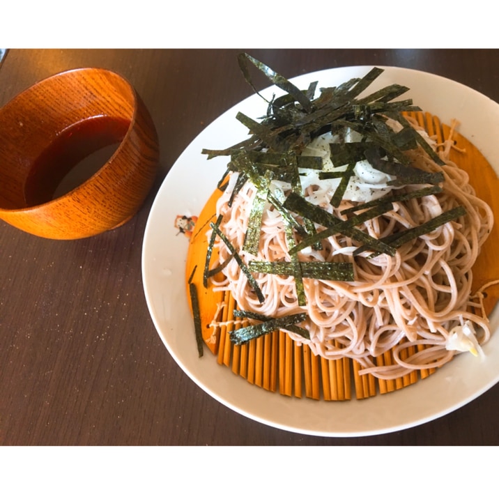 ズバズバ食べれる!ラー油で辛めの絶品つけ蕎麦!
